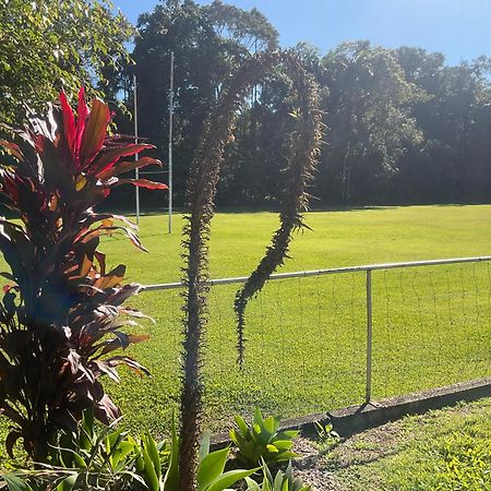 Sunshine Coast Retreat Your Own Private Golf Course Diddillibah Εξωτερικό φωτογραφία